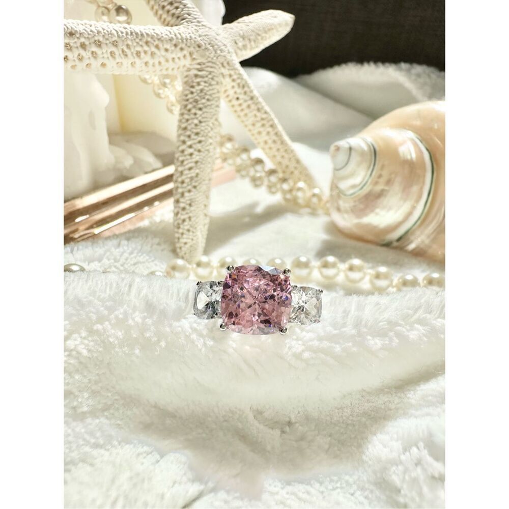 Stunning three stone light pink cubic zirconia adjustable cocktail ring ￼
